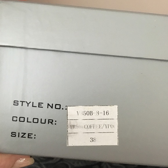 Boots - Picture 4 of 8